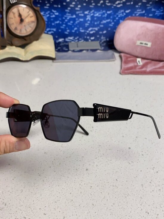 ✅NWT Authentic  MIU MIU Sunglasses